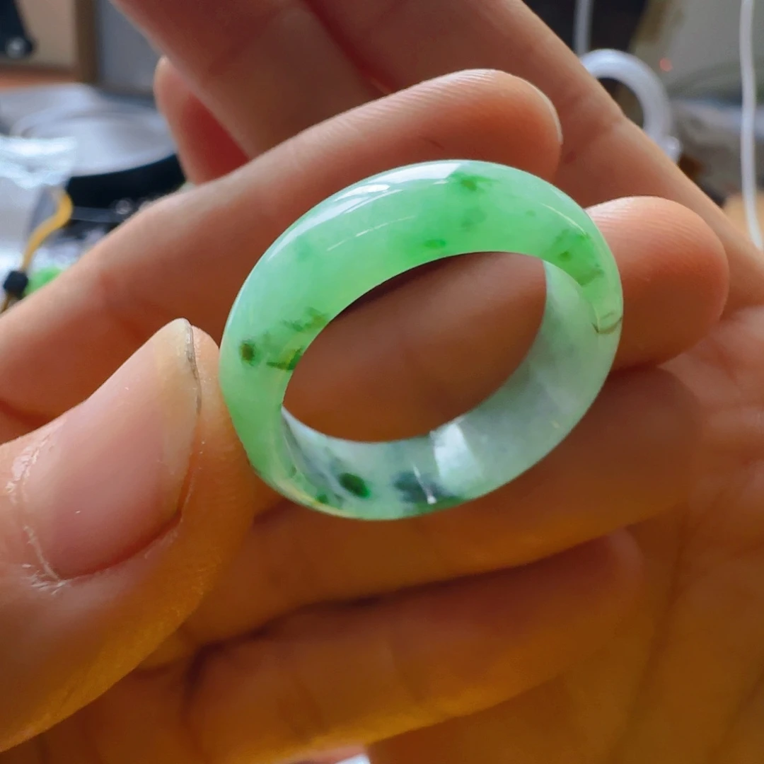 ****舒翡翠未镶嵌颈饰翡翠199