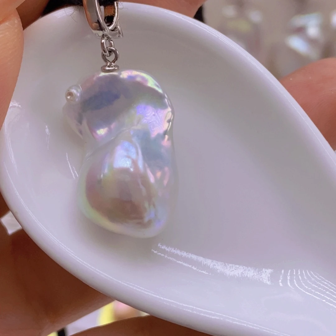 淡水珍珠未镶嵌吊坠(赠链)