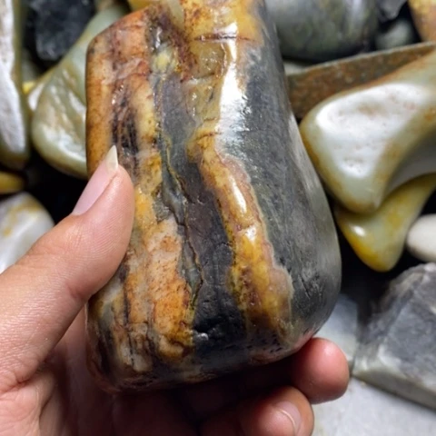 未镶嵌和田玉（糖玉）挂件