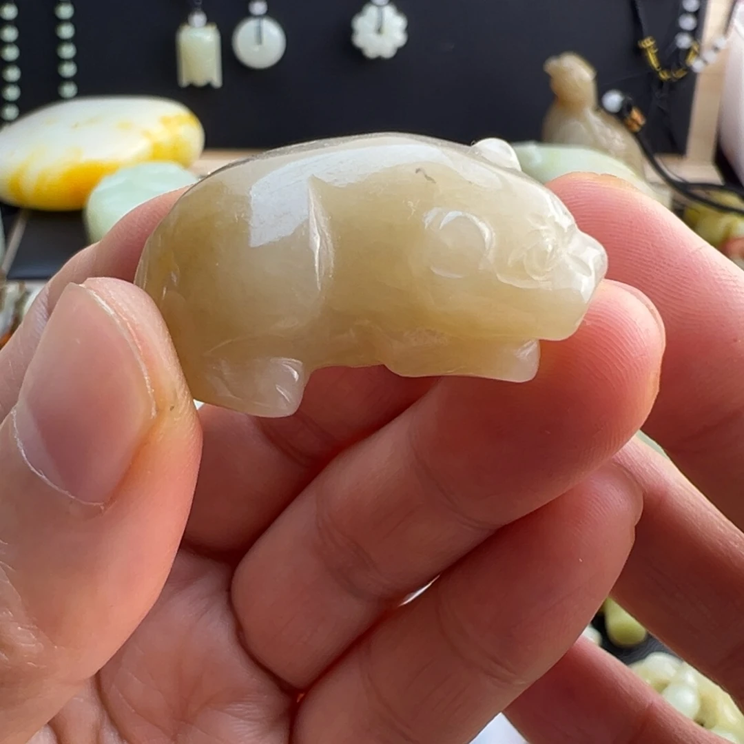 和田玉未镶嵌挂件