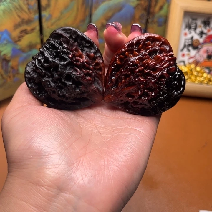 核桃地闷文玩手把件官帽 49