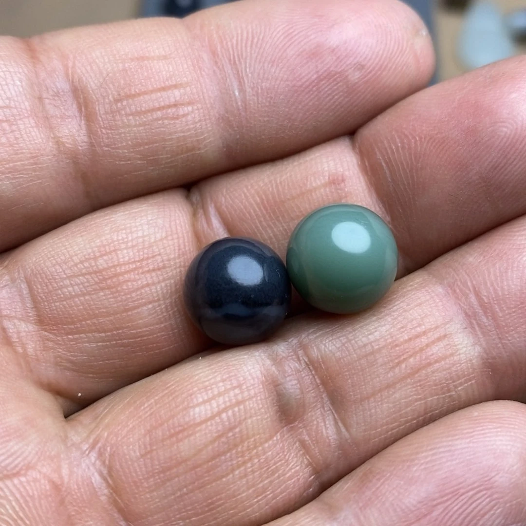 和田玉（糖玉）珠宝半成品未镶嵌行**动