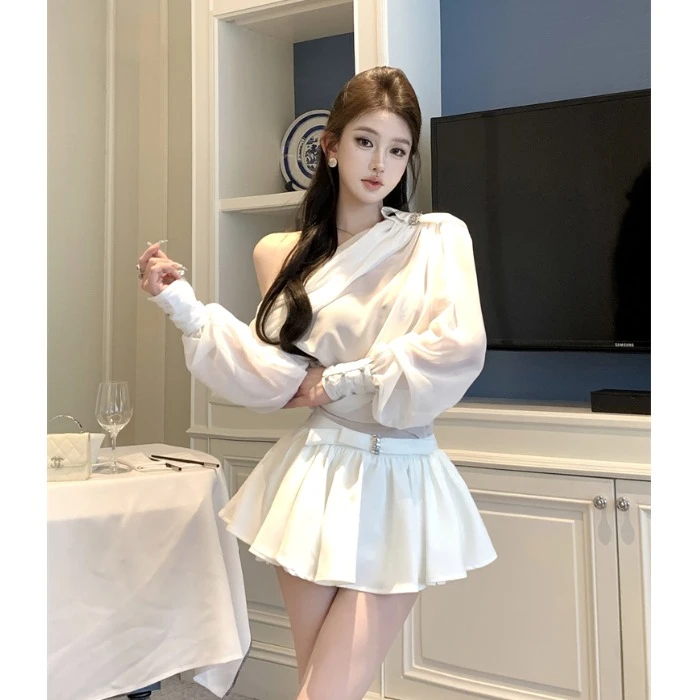 蝴蝶结性感斜肩长袖衬衫上衣女春季辣妹套装高腰半身裙白色两件套
