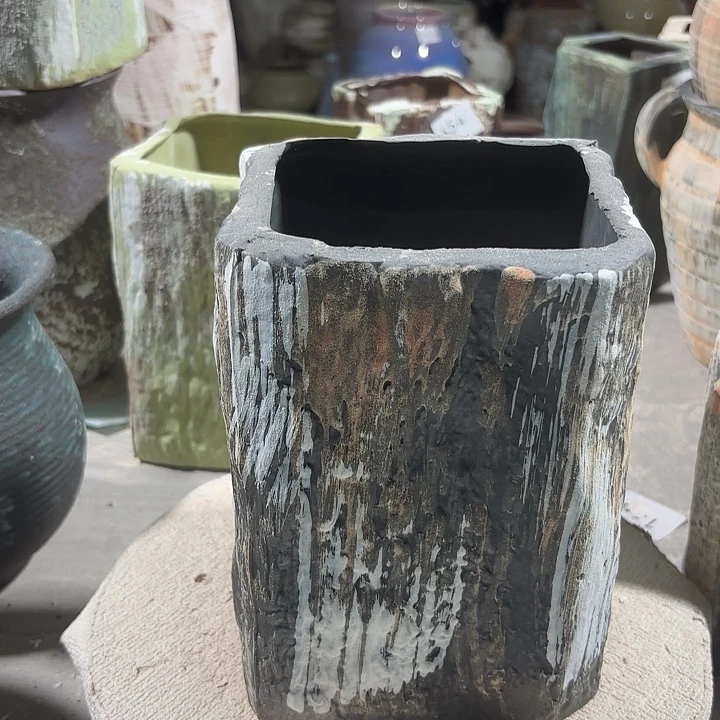 陶摆件高18口11无孔5555