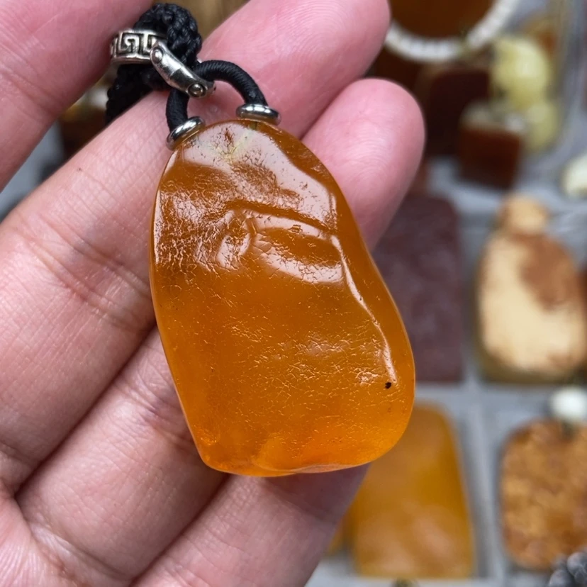 【闪购商品】未镶嵌颈饰琥珀