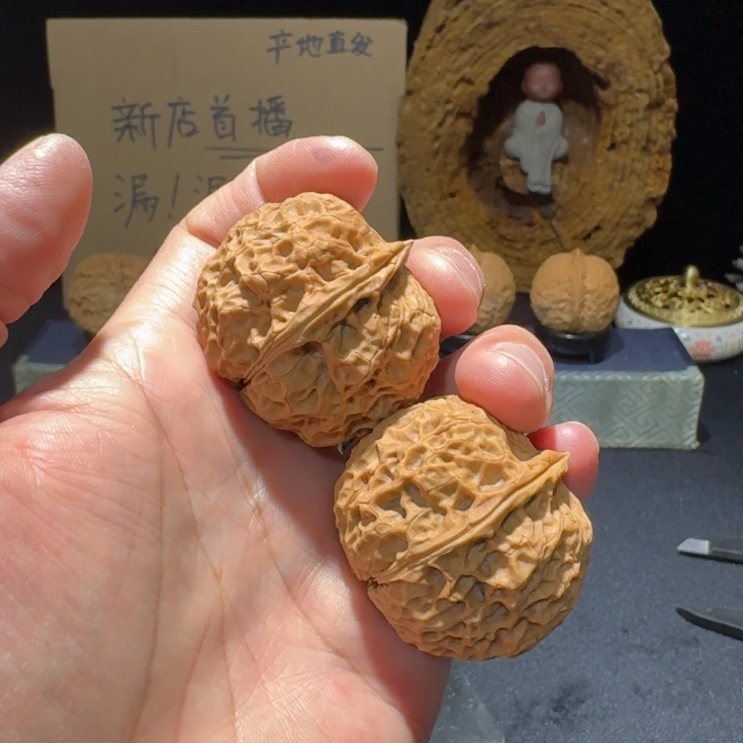 文玩核桃把件云南核桃铁43