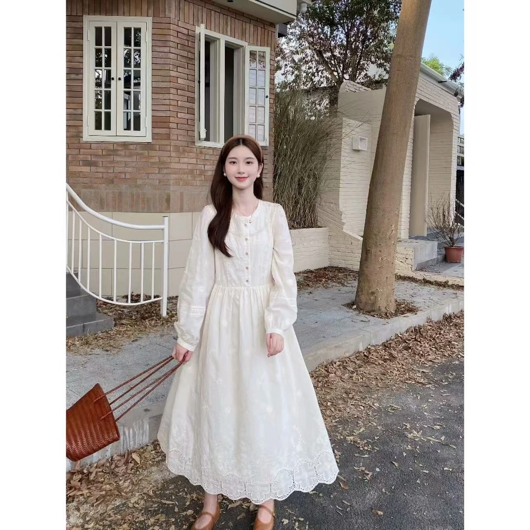 肉肉推荐 【杏茶微风】早春新款韩版温柔刺绣宽松显瘦提花连衣裙女