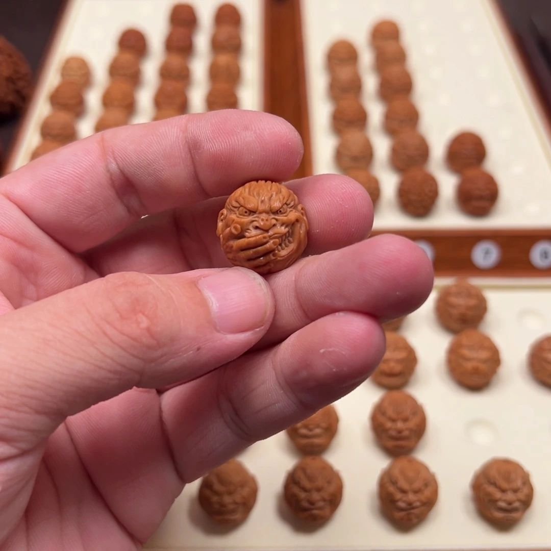 爱***鱼1.9尺寸苏造重工级不语恶僧