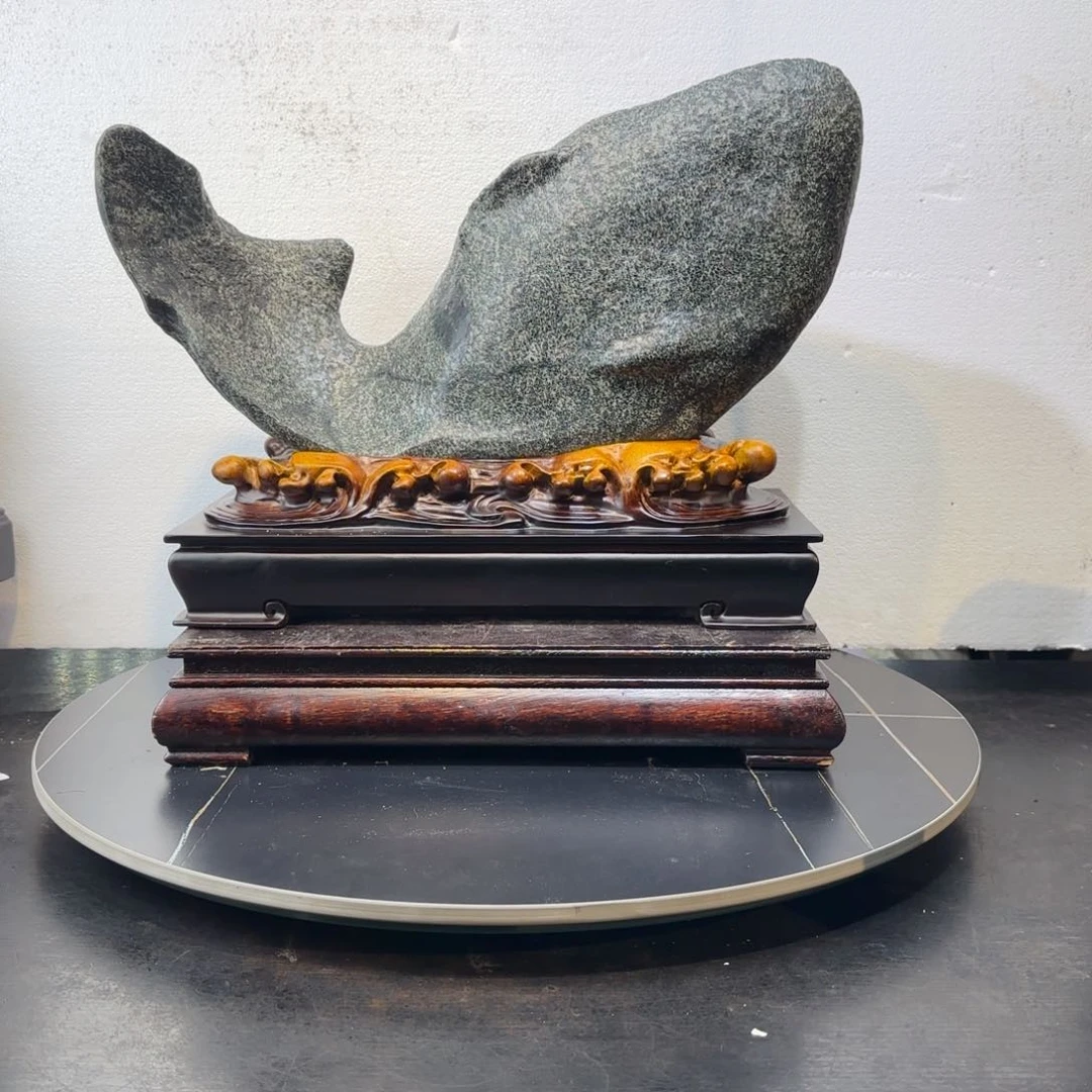 长**寓藏玉奇石鱼奇石上