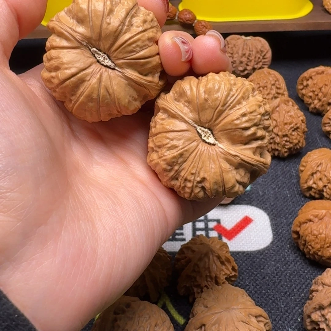 文玩核桃吊坠?**?46南瓜
