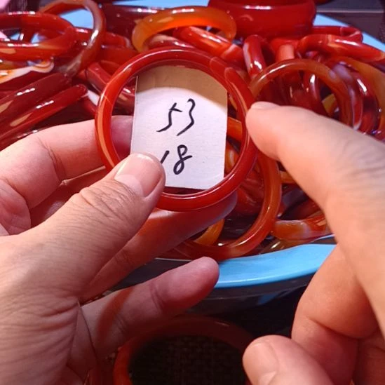 玛瑙/玉髓未镶嵌手镯