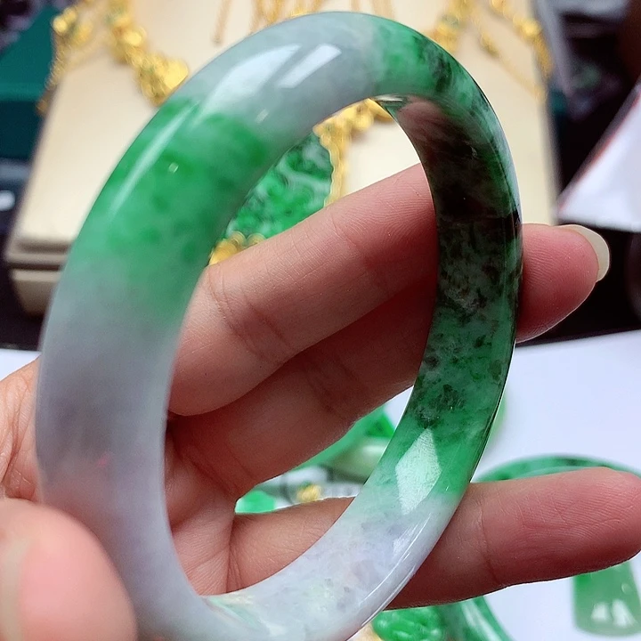 未镶嵌手镯翡翠翡翠
