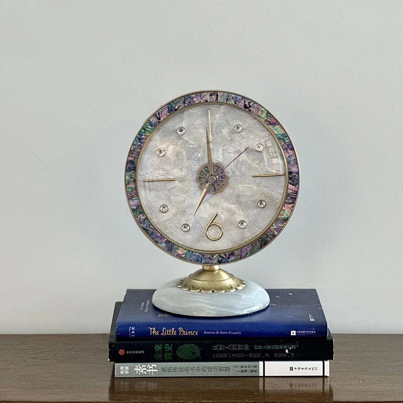 黄铜镶手工贝壳白玉石底座圆形台面静音座钟19*24cm