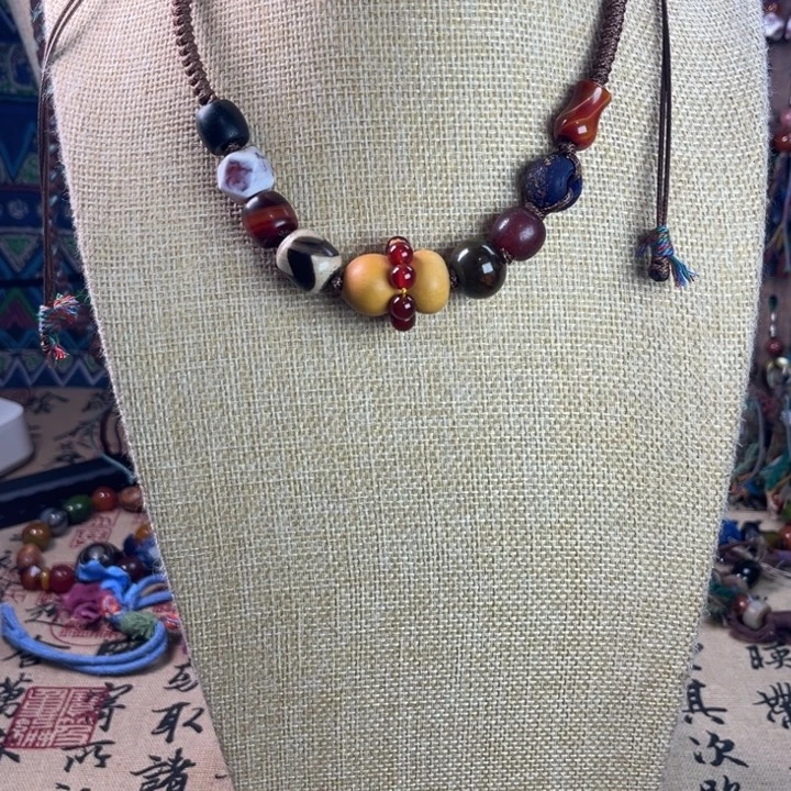 玛瑙/玉髓未镶嵌颈饰