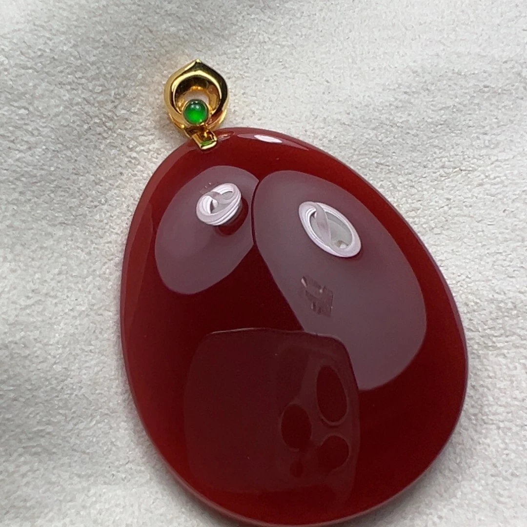 南红玛瑙18K金镶嵌吊坠