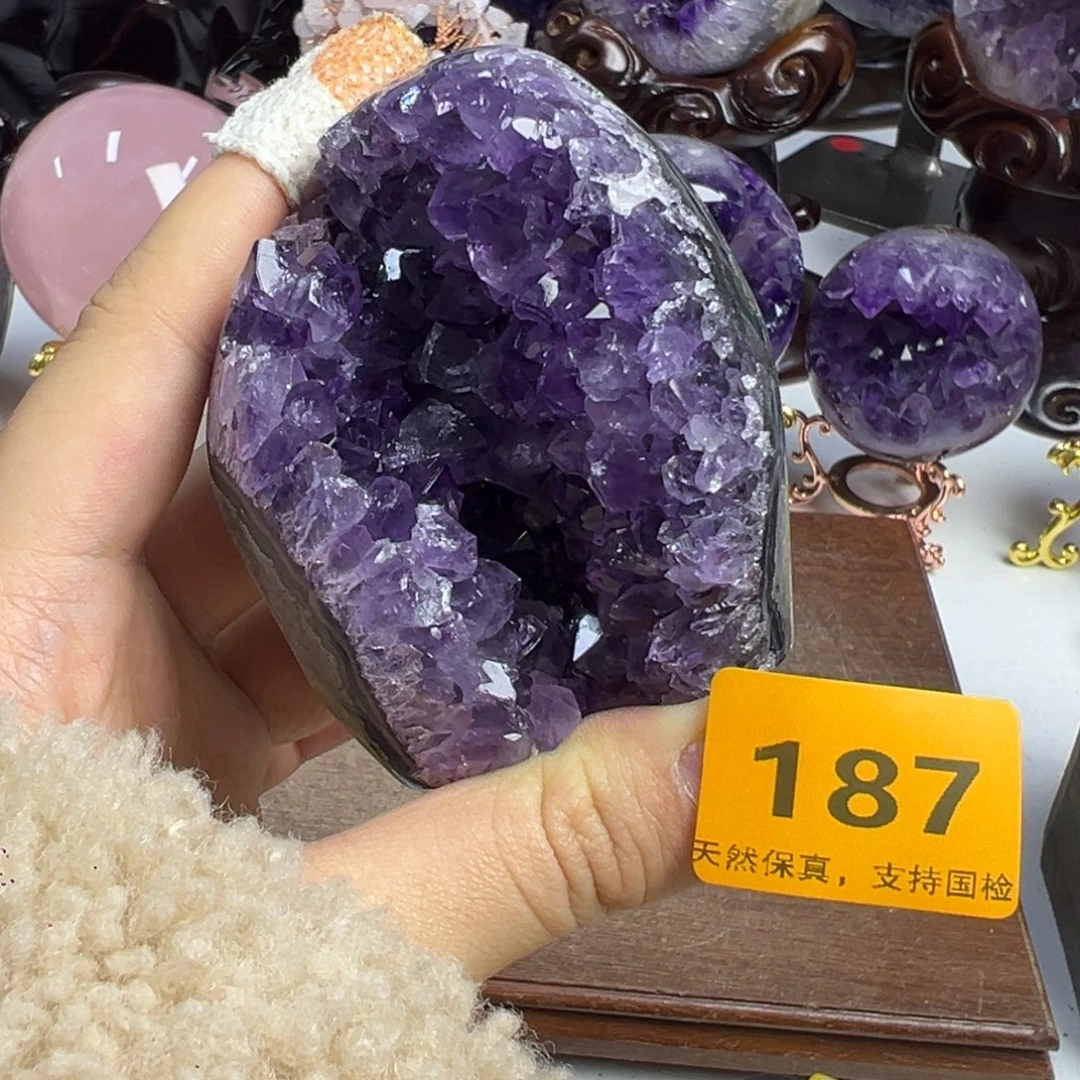 摆件紫晶未镶嵌紫水晶