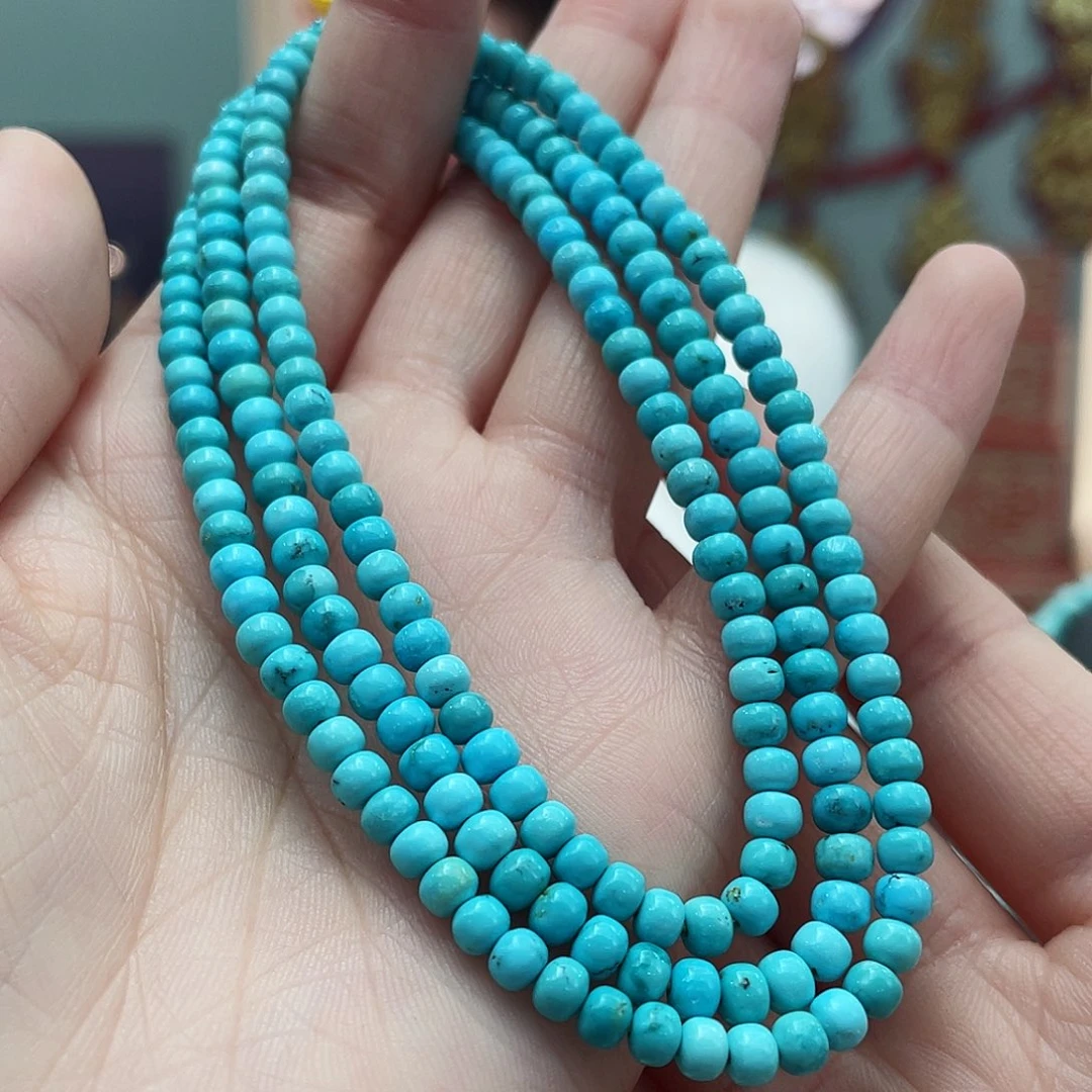 绿松石颈饰未镶嵌