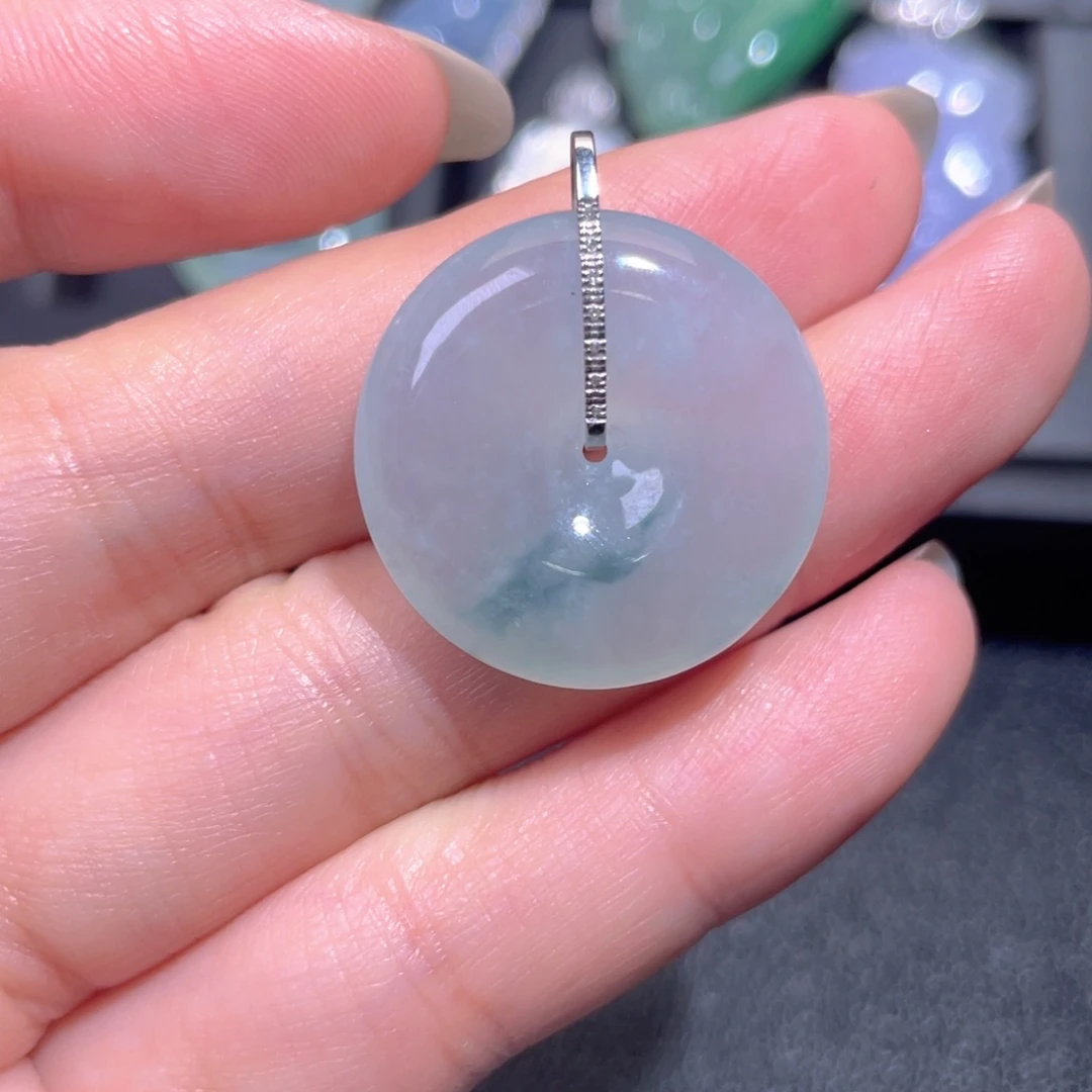 颈饰18K金镶嵌翡翠翡翠