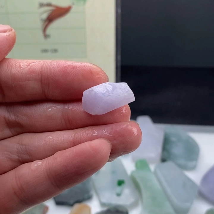 颈饰未镶嵌翡翠缅甸翡翠A货边角