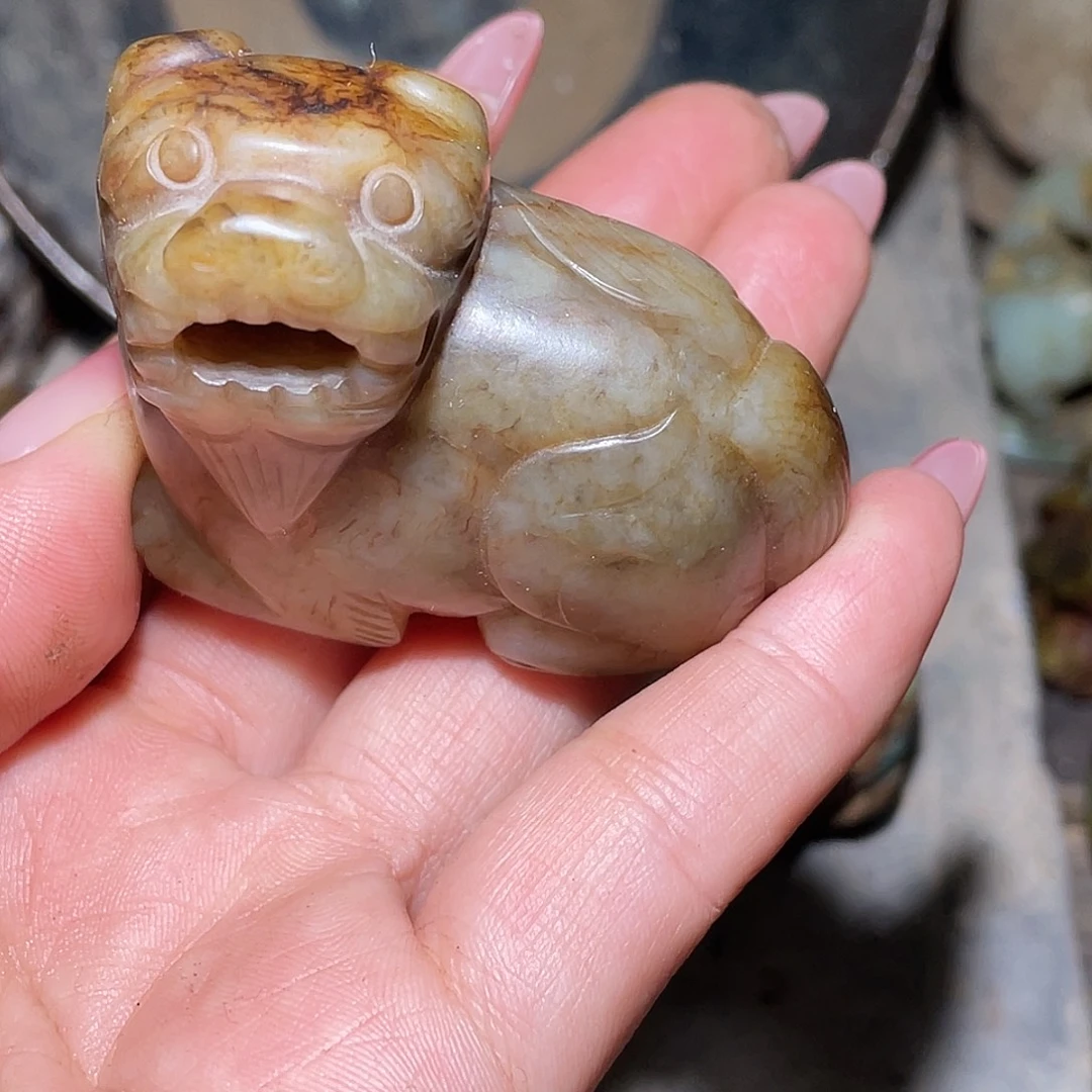 简***淡和田玉（糖玉）未镶嵌挂件