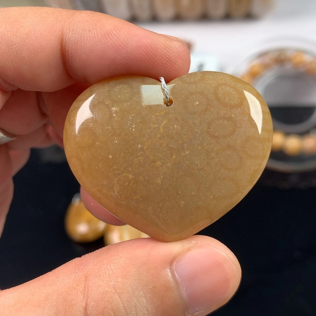 【闪购商品】硅化珊瑚（珊瑚玉）手镯未镶嵌