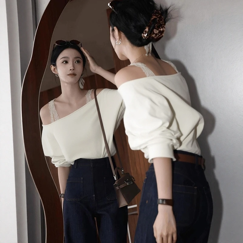 秋季绝美巨好看的小上衣韩系小众设计感时尚洋气减龄白色露肩T恤