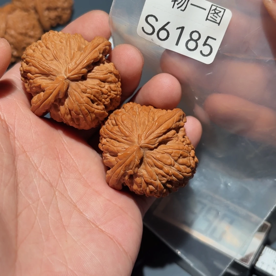 吊坠文玩核桃白狮子