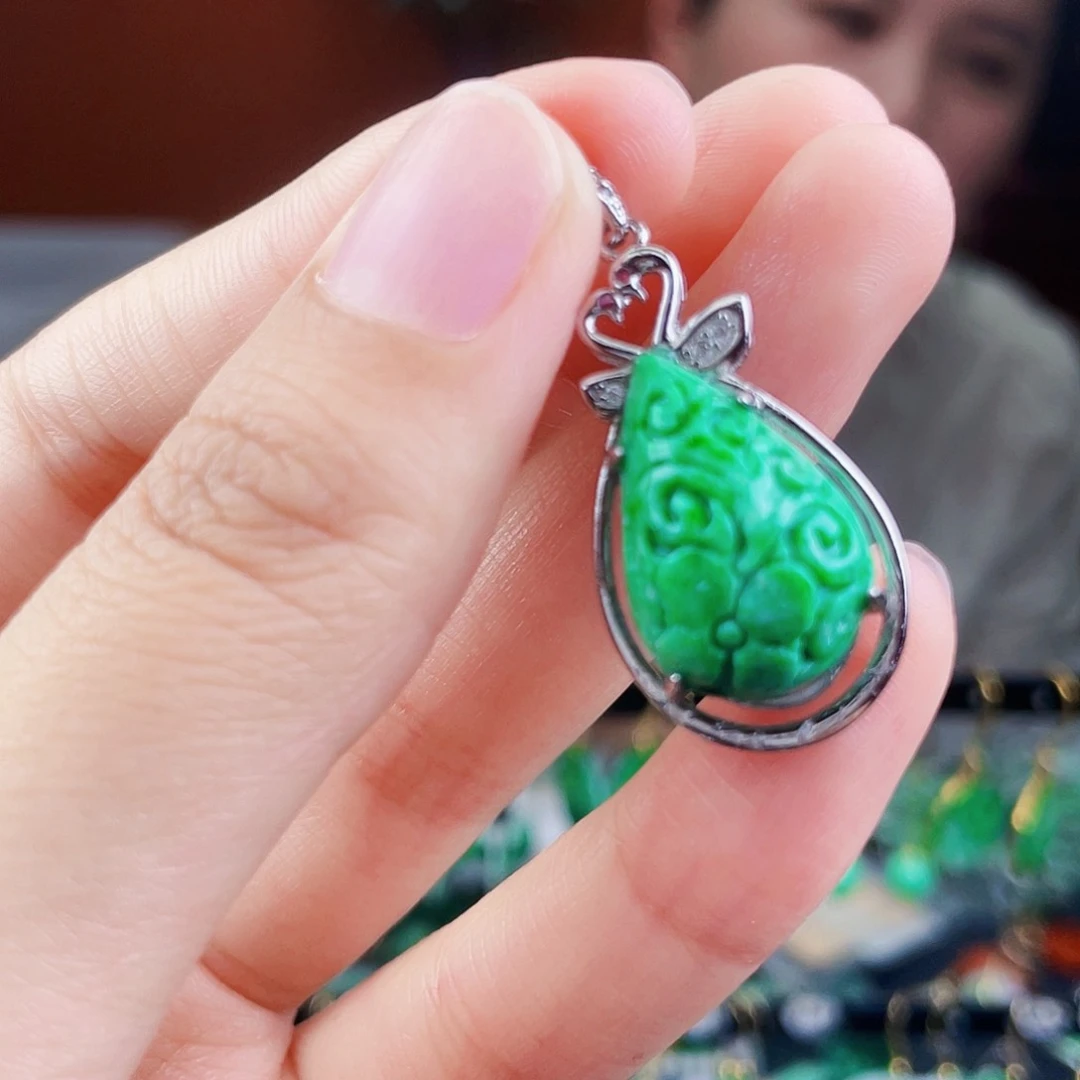 翡翠银S925镶嵌颈饰饰品