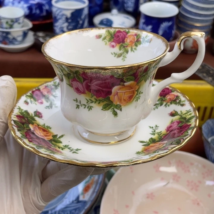 陶他家瓷器真美…开播了