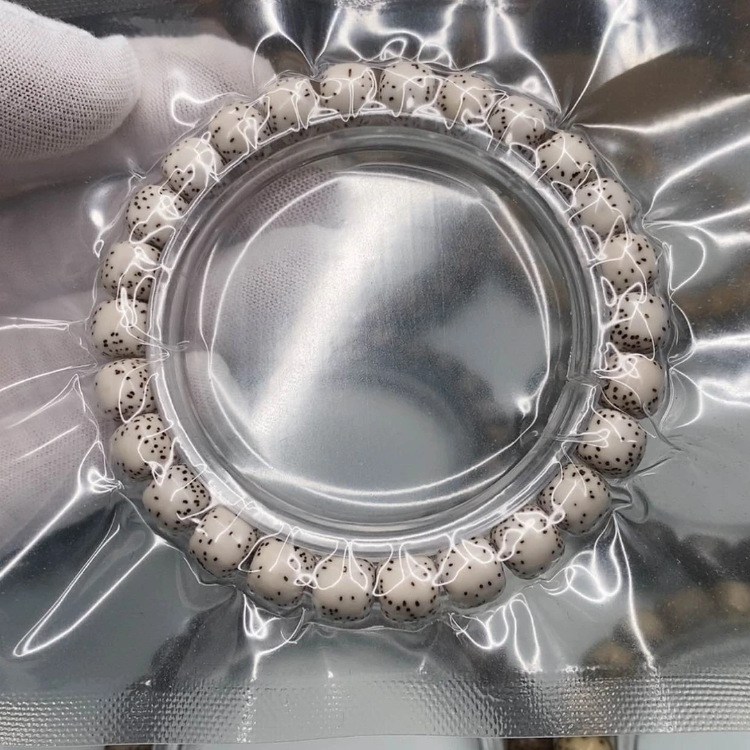 【闪购商品】手串星月菩提9×8一物一图原生态同枝顺白月朗星稀福利