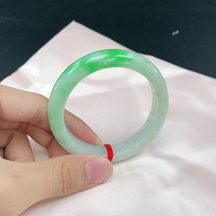 翡翠未镶嵌手镯圈55.8。34064