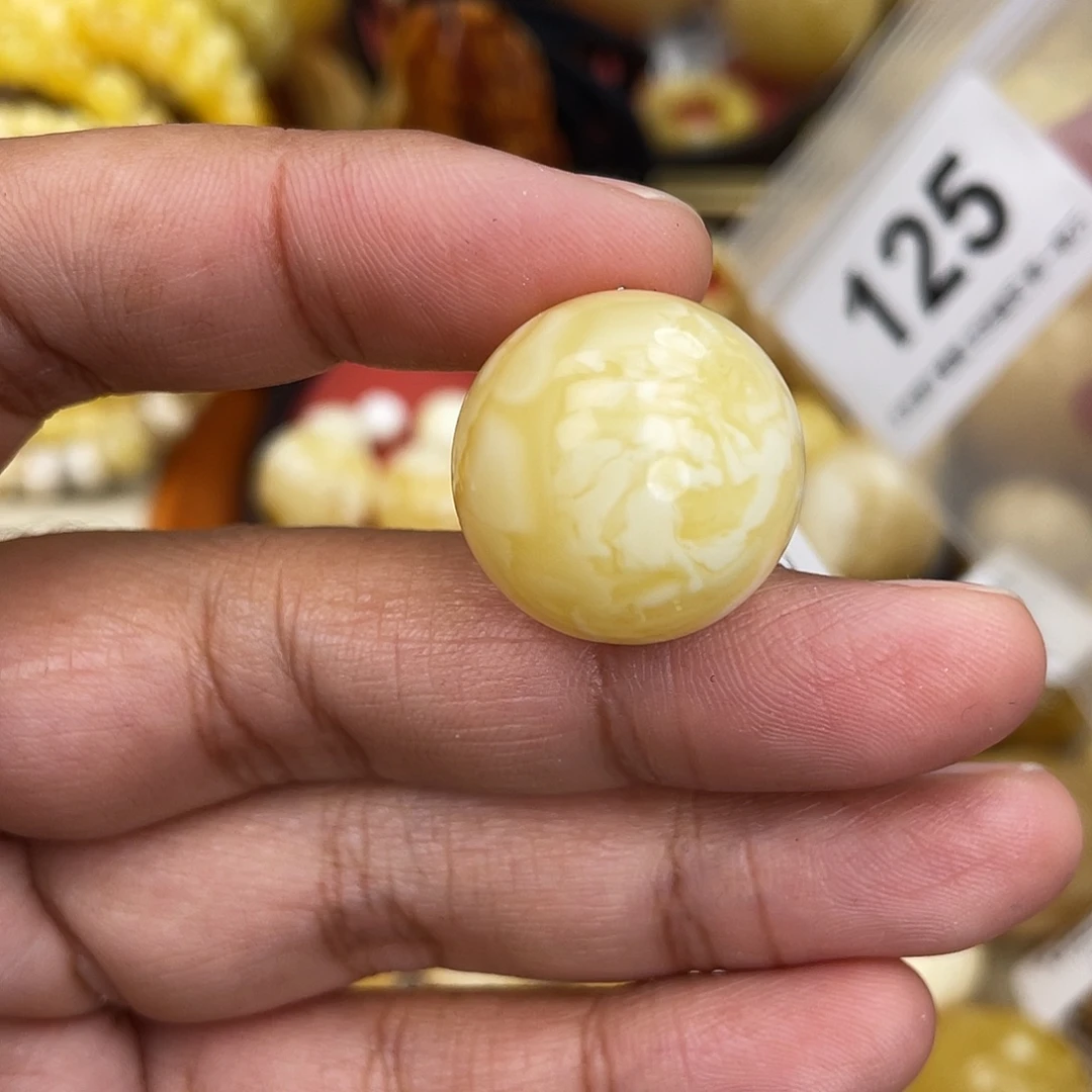 蜜蜡未镶嵌珠宝奇石21.2