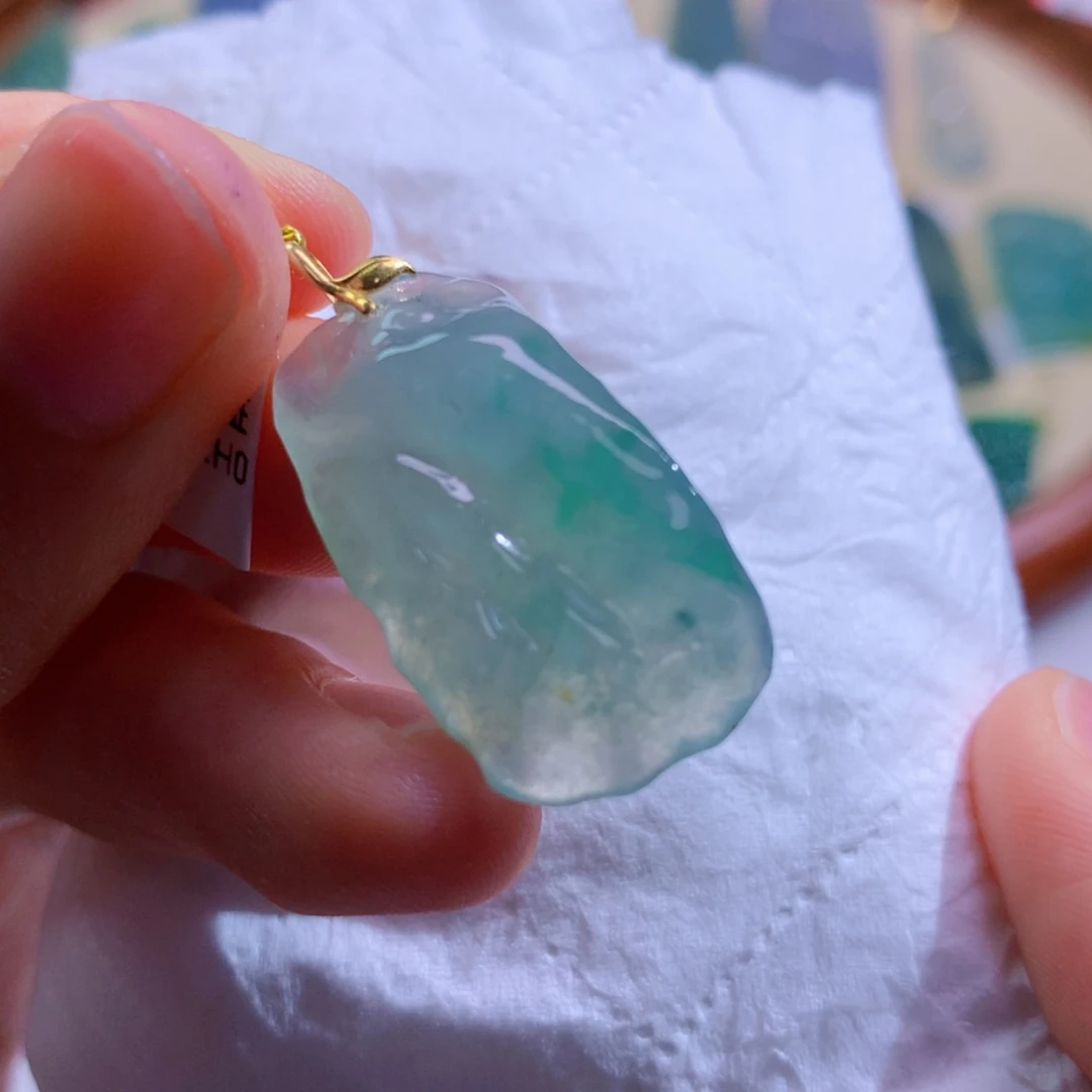 【闪购商品】翡翠未镶嵌吊坠(不含链)
