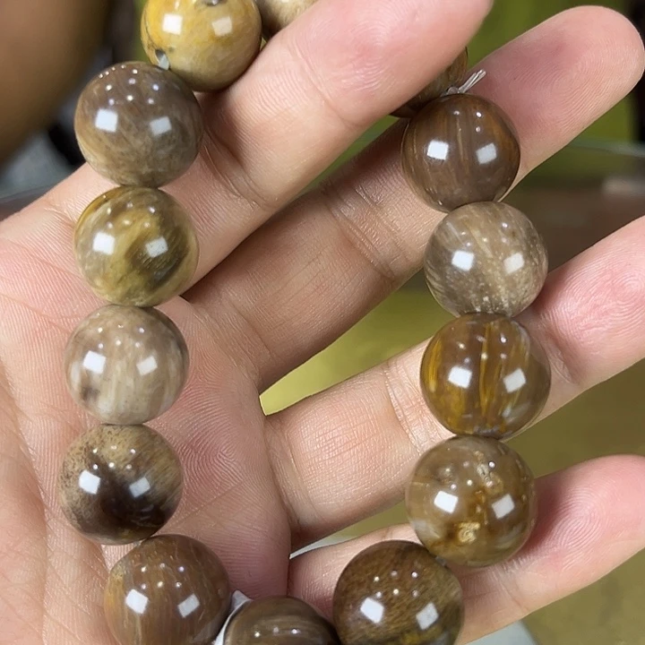 硅化玉未镶嵌珠宝奇石