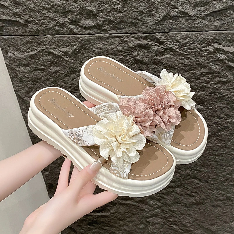 新款一字拖鞋女夏季外穿网红双色花厚底凉拖鞋女时尚舒适沙滩拖鞋