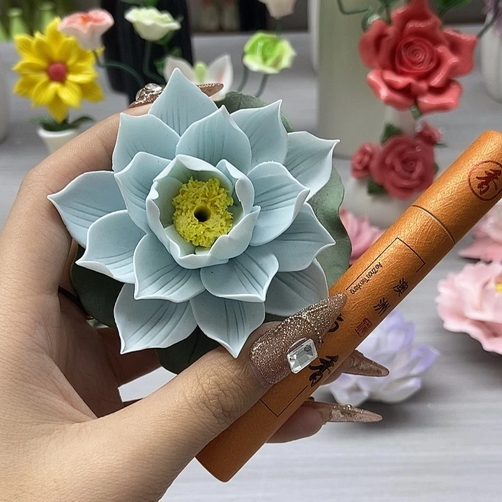 陶瓷纯手工捏花设计