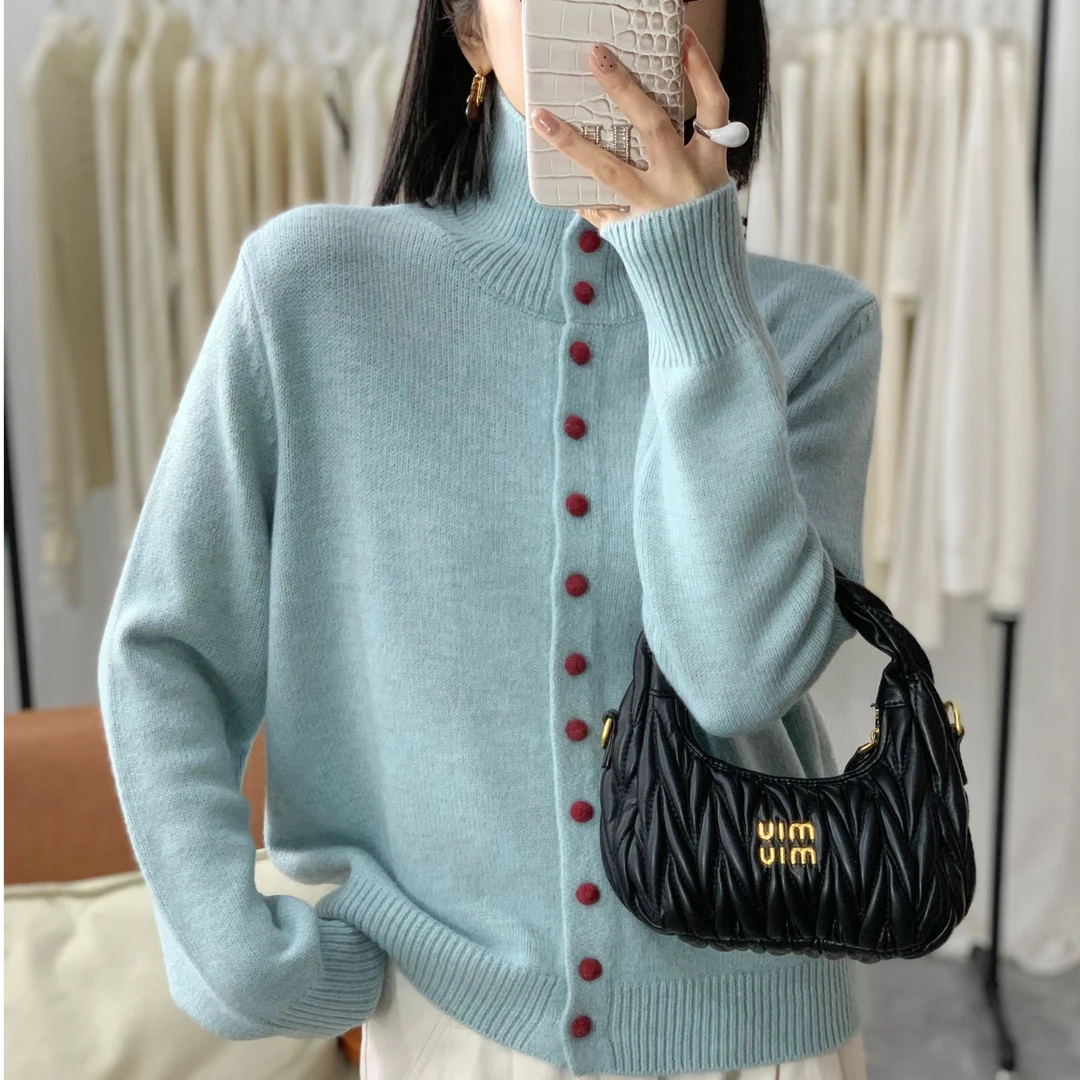 【芊荨精选】2024冬季韩系气质休闲高领撞色纽扣软糯针织开衫S435#