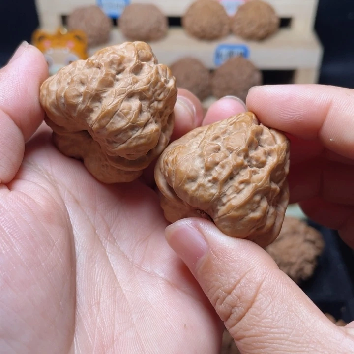 文玩核桃吊坠蛤蟆38