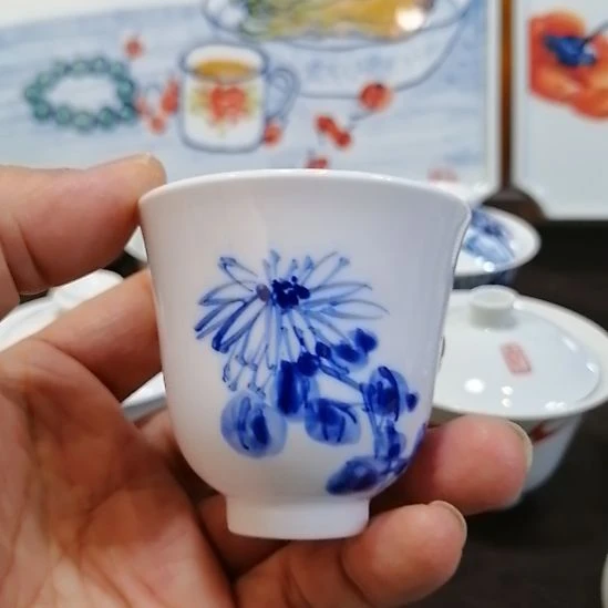 陶摆件景德镇陶瓷手绘兰花主人杯