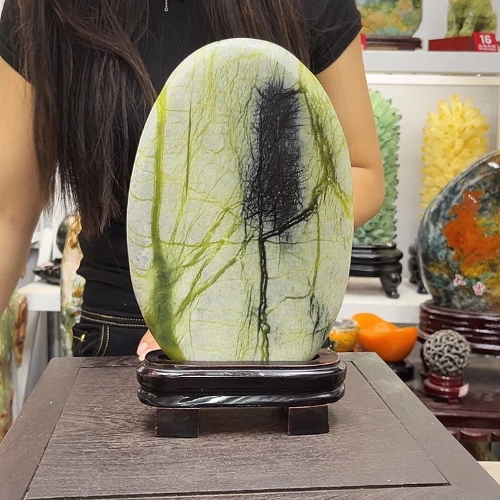 李*才奇石玉石等众多家居用品