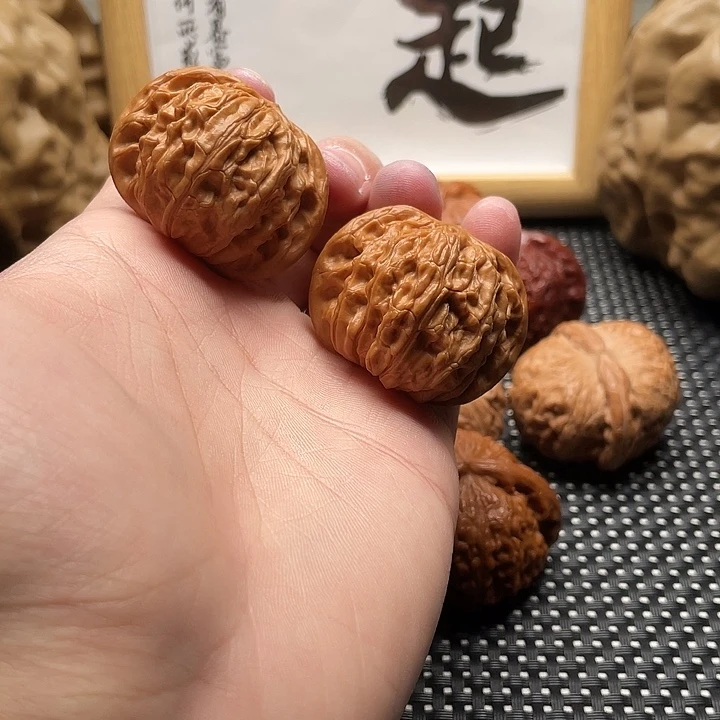 文玩核桃吊坠40磨盘