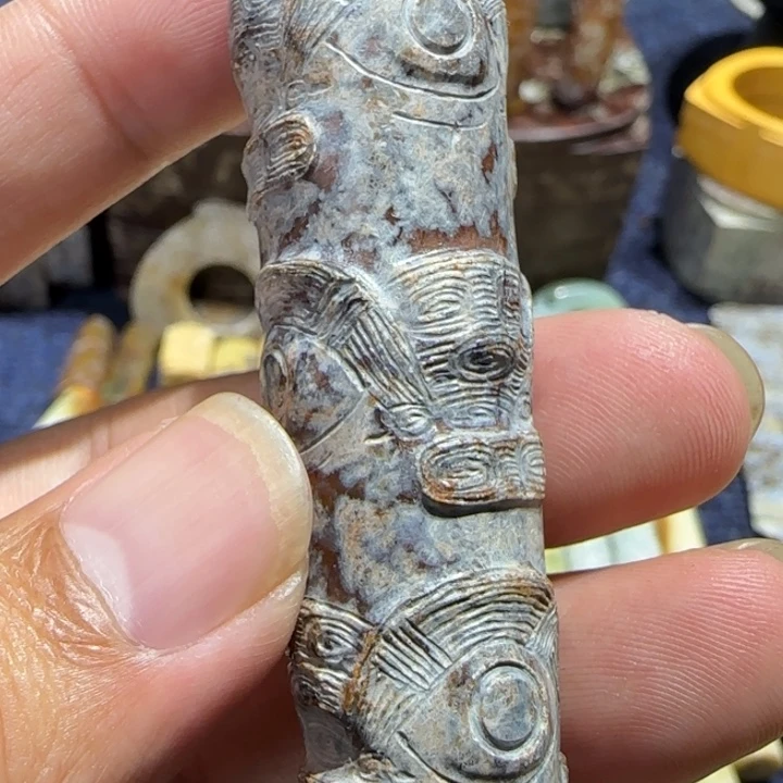 余***走和田玉（糖玉）未镶嵌车挂良渚之水流经此地