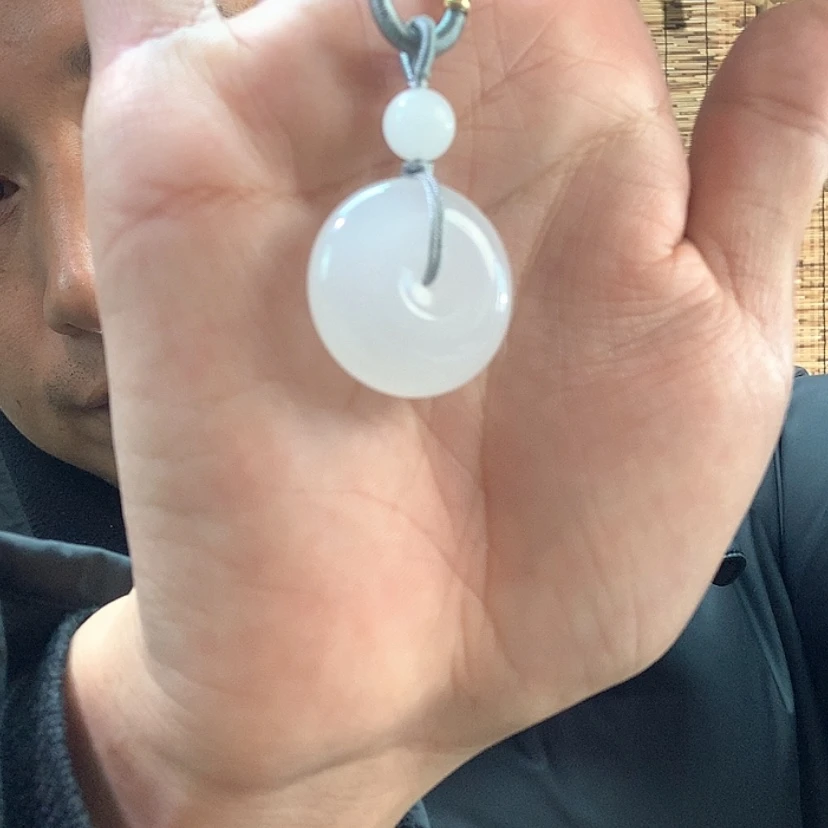 【闪购商品】石英质玉颈饰未镶嵌