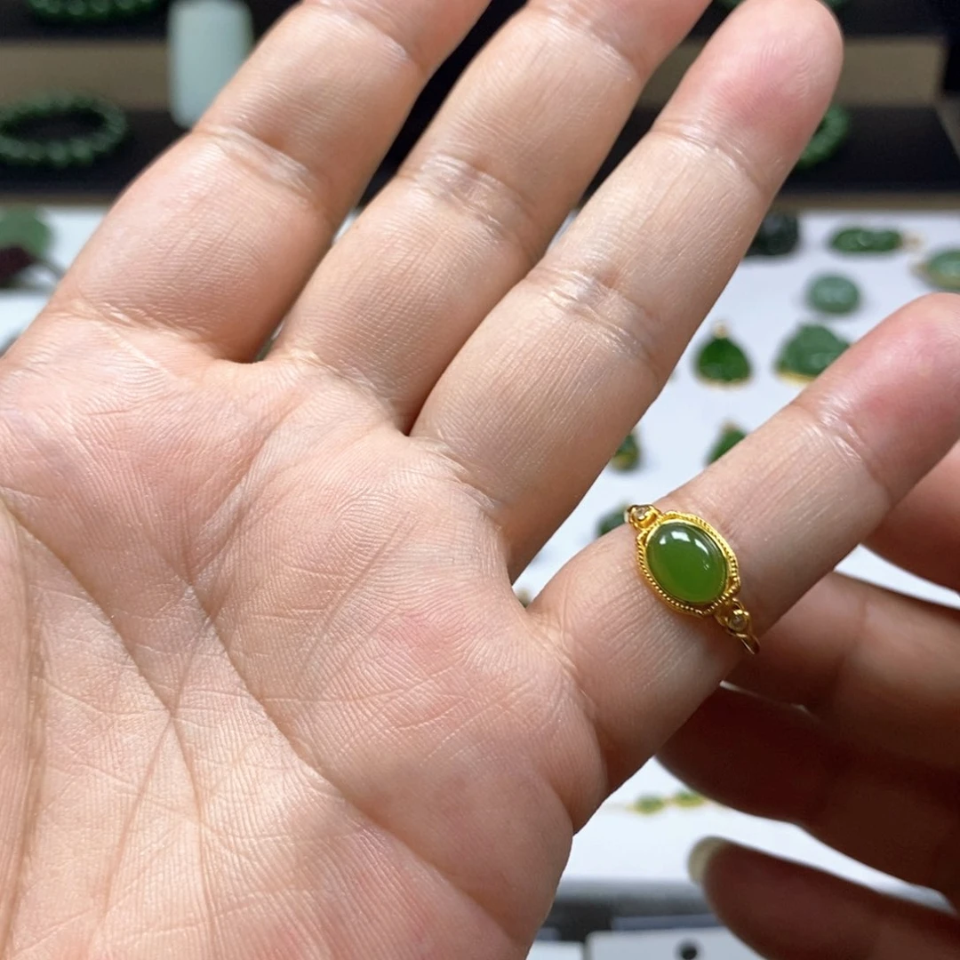 银S925镶嵌戒指和田玉（碧玉）