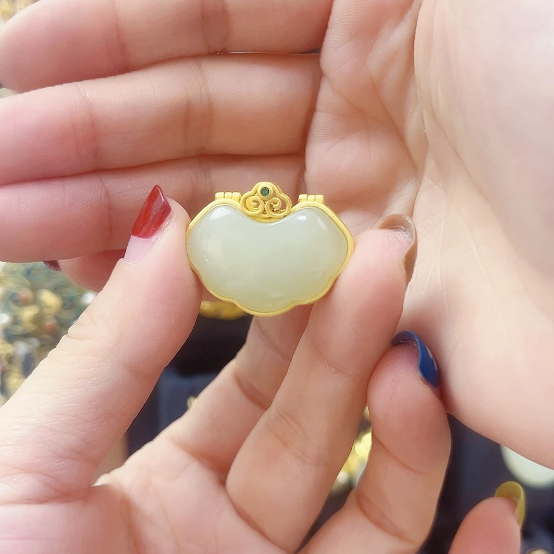 和田玉银S925镀金镶嵌颈饰