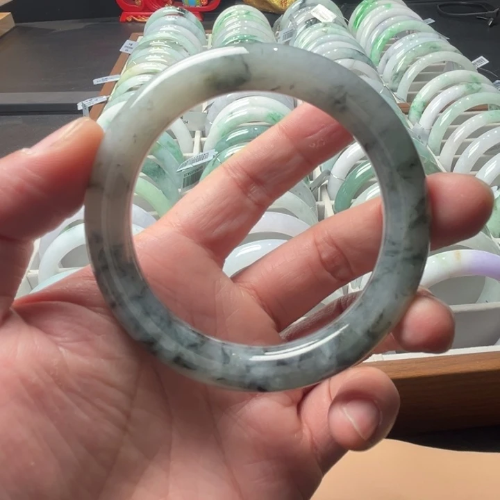 翡翠未镶嵌手镯天然缅甸A货翡翠