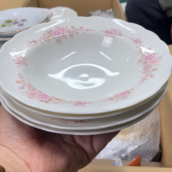 杯恭****来瓷片哈哈哈哈哈