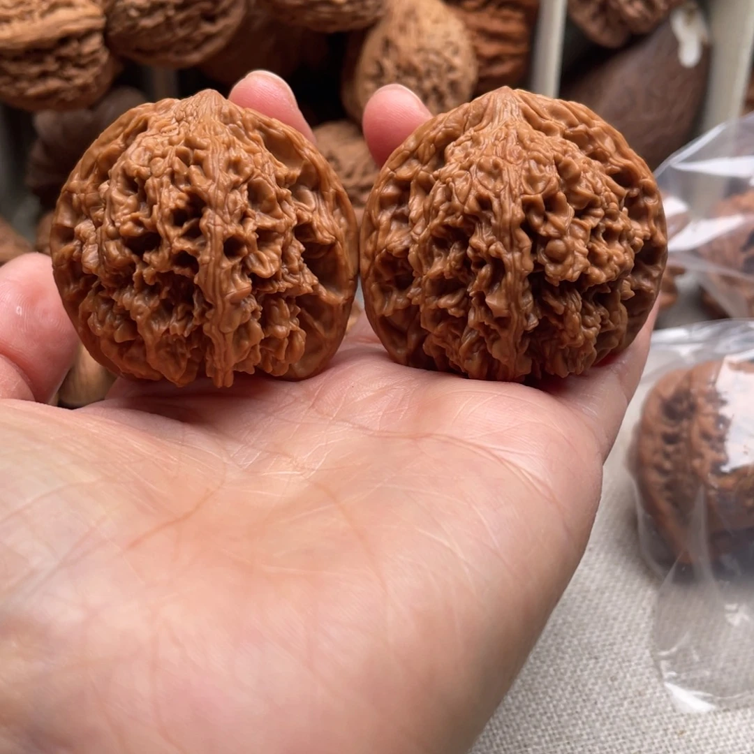 文玩核桃吊坠46满天星