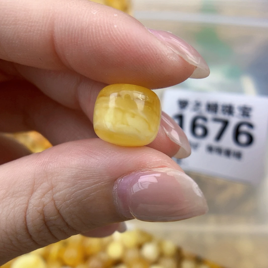 裸石琥珀未镶嵌11.6