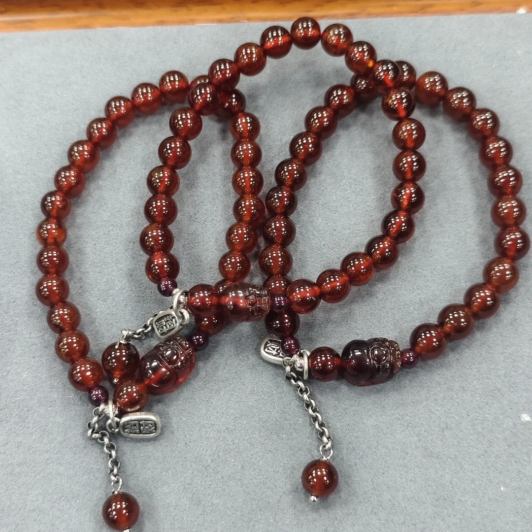 【书记甄选】 石榴石搭配貔貅单圈手链 多样性发一件 约6mm ZZ3685